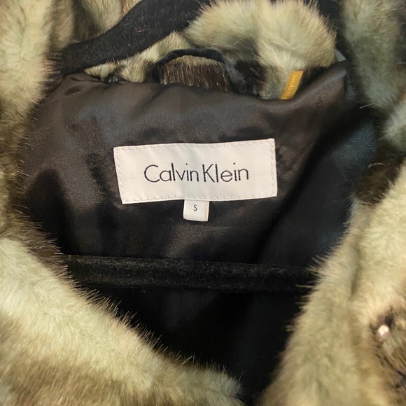 NWT Calvin Klein faux fur jacket - Picture 2 of 3